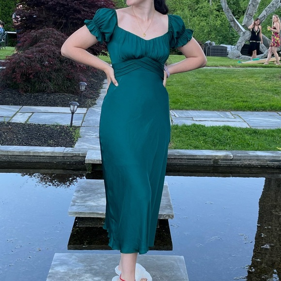 Petal and pup bridesmaid / wedding guest dress. Worn once! - Picture 2 of 2